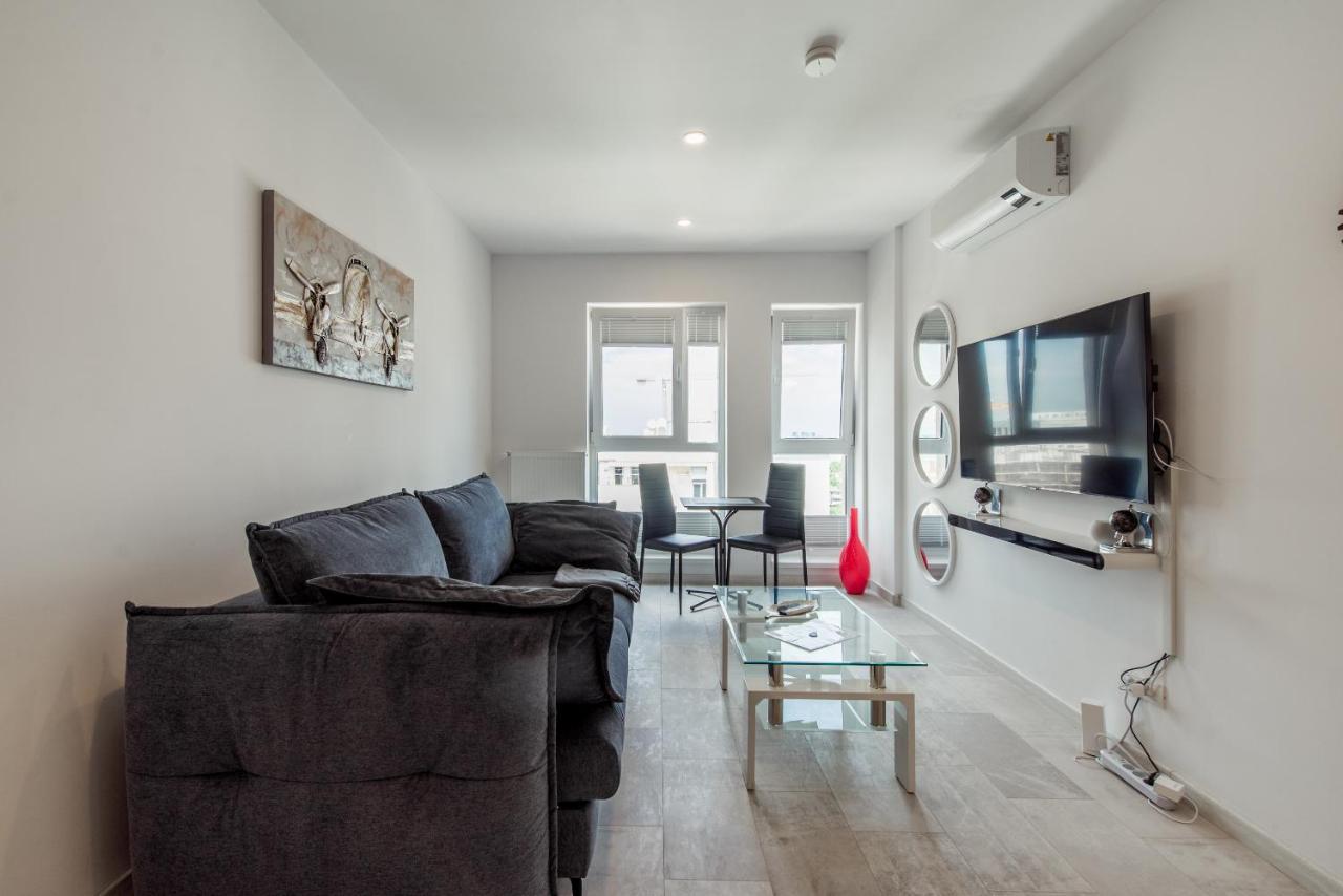 Fancy Penthouse Studio With Lakeview W10 ブカレスト エクステリア 写真