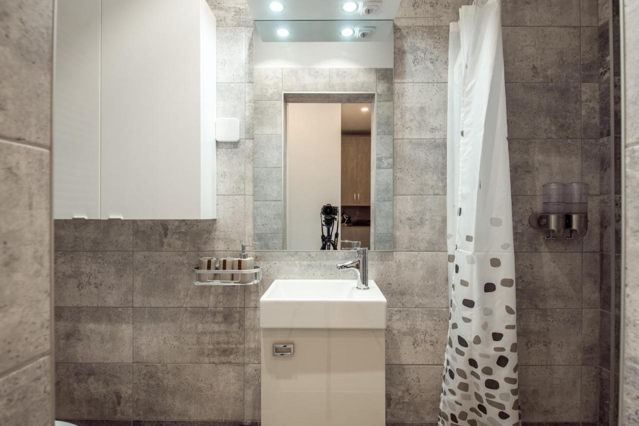 Fancy Penthouse Studio With Lakeview W10 ブカレスト エクステリア 写真